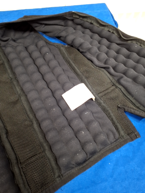 Vest . Kugle/ tyngdevest
